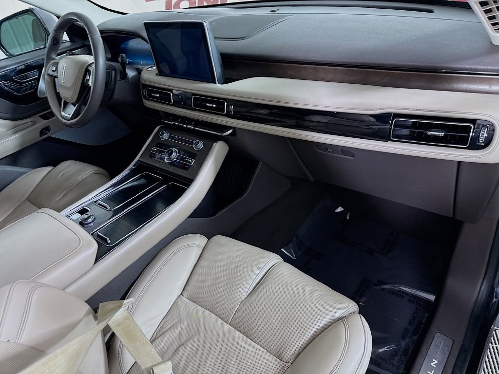 Used 2020 Lincoln Aviator Reserve w/ Equipment Group 201A AWD/4WD image 36