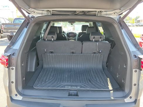 Used 2023 Chevrolet Traverse RS AWD/4WD image 11