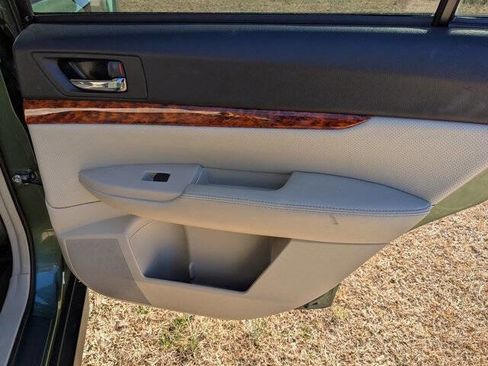 Used 2012 Subaru Outback 2.5i Limited w/ Moonroof Pkg image 34