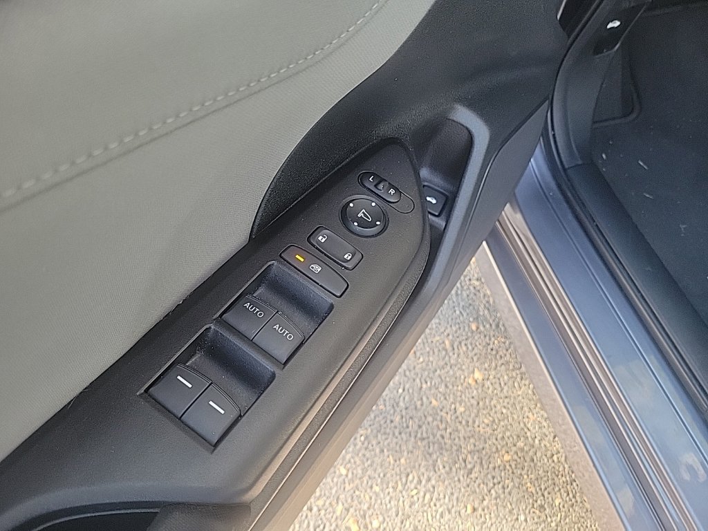 Used 2021 Honda Civic EX image 13