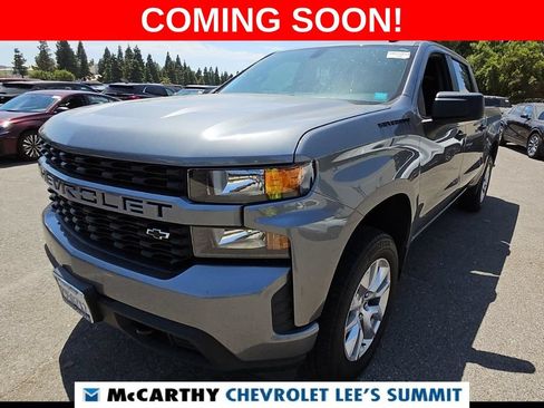 Used 2020 Chevrolet Silverado 1500 Custom w/ Custom Value Package RWD image 1