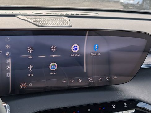 New 2026 Buick Enclave Sport Touring w/ Power Package image 39