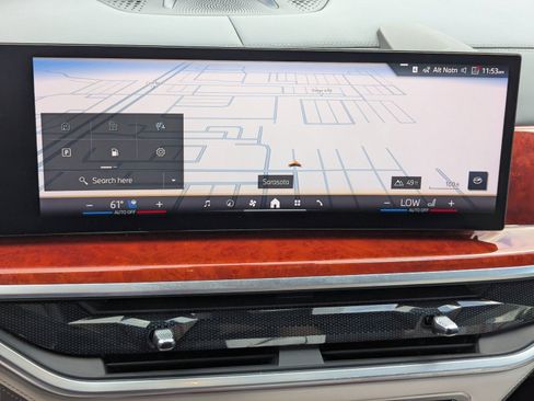 Used 2024 BMW ALPINA XB7 AWD/4WD image 25
