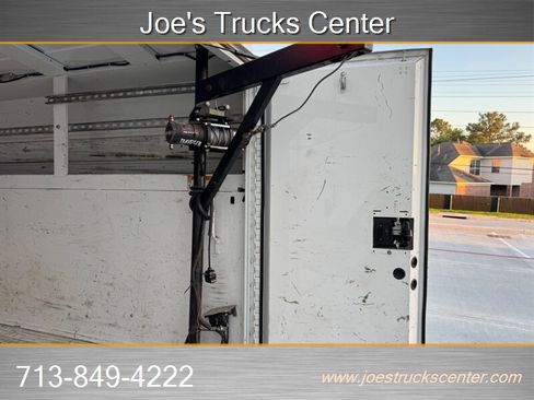 Used 2018 Chevrolet Express 3500 w/ Power Convenience Package image 36