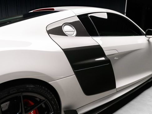 Used 2014 Audi R8 V10 plus AWD/4WD image 3