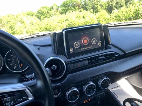 Used 2016 MAZDA MX-5 Miata Grand Touring RWD image 18