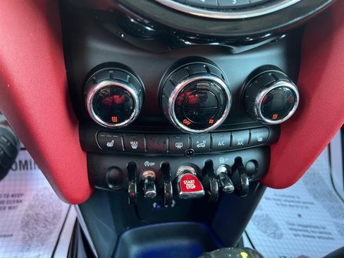 Used 2015 MINI Cooper 4-Door Hardtop image 14