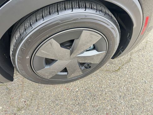 Used 2025 Toyota Prius LE image 30