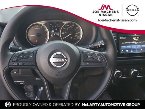 New 2025 Nissan Kicks Play S image 15