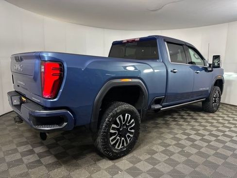 Used 2024 GMC Sierra 2500 Denali Ultimate image 3