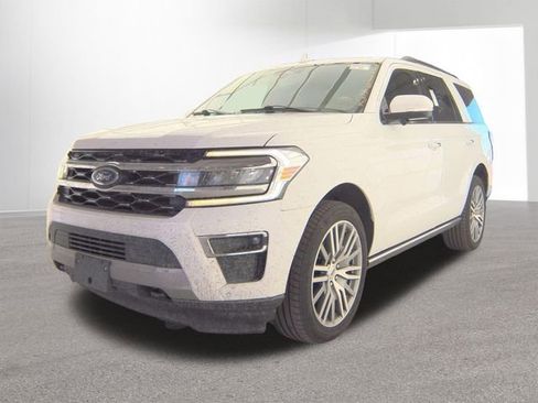 Used 2023 Ford Expedition Limited image 6