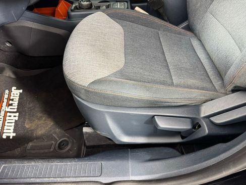 Used 2022 Ford Maverick XLT image 11