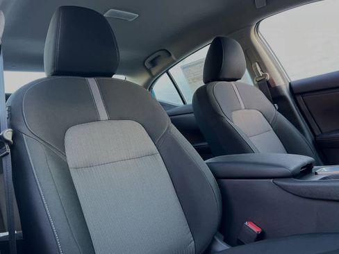 New 2025 Nissan Sentra SV image 18