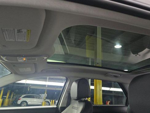 Used 2025 Hyundai Ioniq 5 Limited image 14