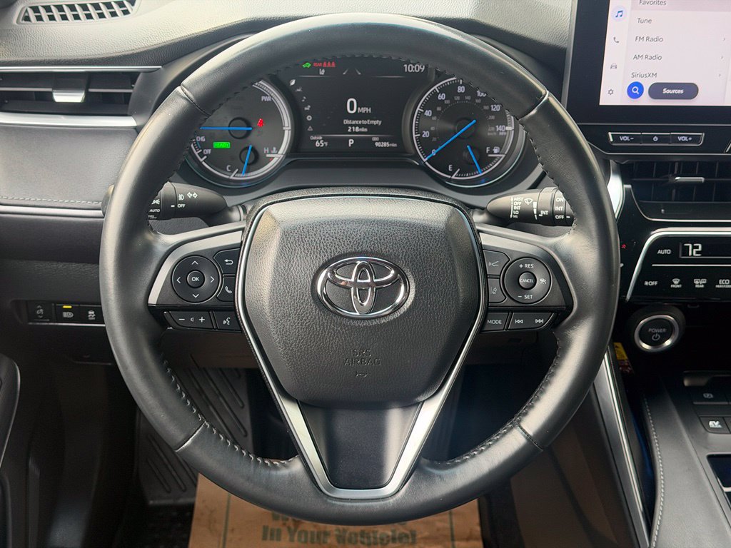 Used 2024 Toyota Venza XLE AWD/4WD image 18