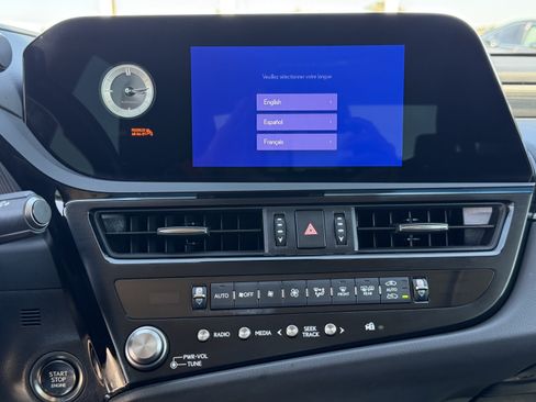 Certified 2025 Lexus ES 350 FWD image 27