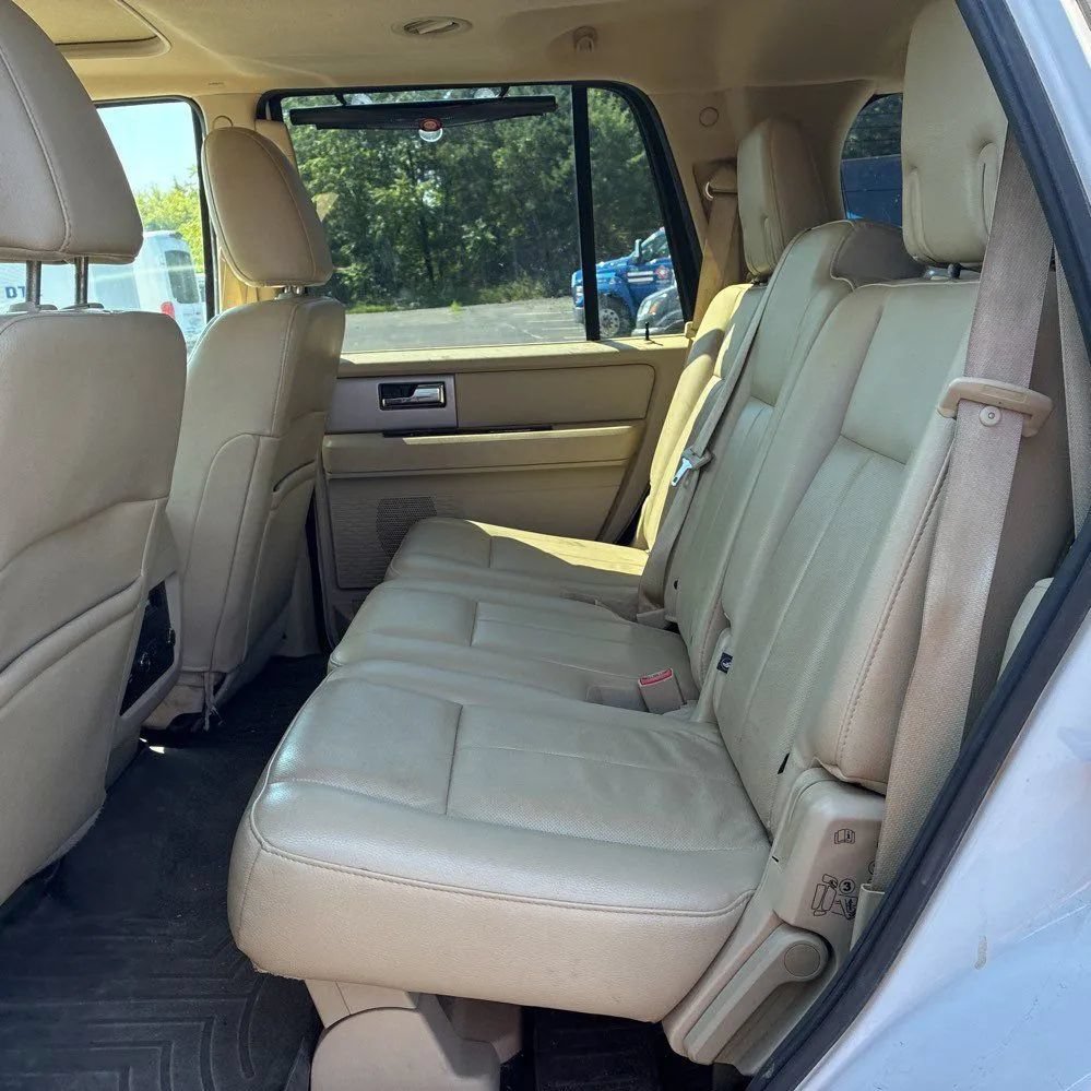 Used 2016 Ford Expedition Limited AWD/4WD image 24