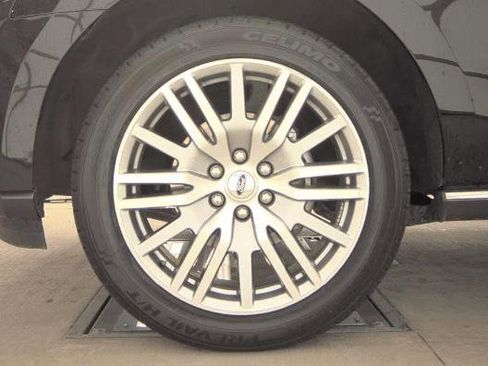 Used 2024 Ford Expedition Limited AWD/4WD image 26