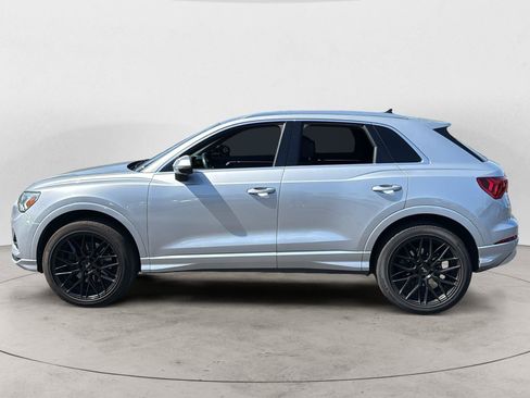 Used 2020 Audi Q3 2.0T Premium Plus w/ Premium Plus Package AWD/4WD image 3