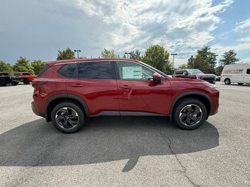 New 2026 Nissan Rogue SV image 4