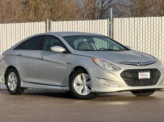 Used 2013 Hyundai Sonata Hybrid video 2