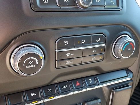 Used 2023 Chevrolet Silverado 1500 Custom AWD/4WD image 15