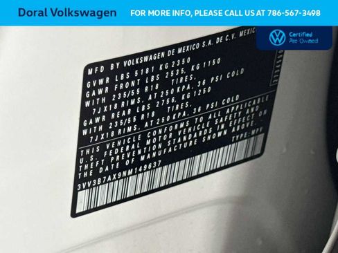 Certified 2022 Volkswagen Tiguan SE image 29