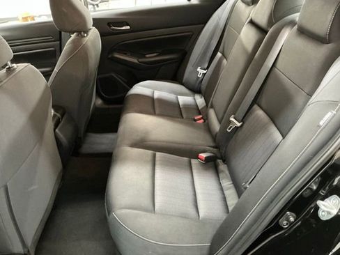 Used 2022 Nissan Altima 2.5 S FWD image 11
