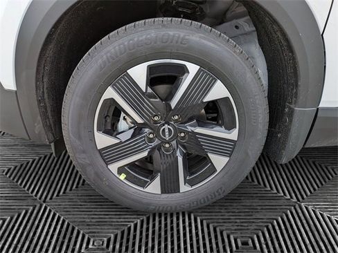 New 2026 Nissan Kicks SV image 9