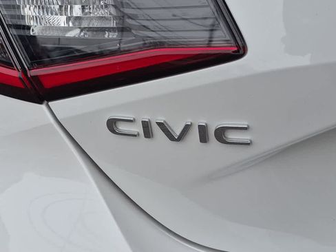 Used 2025 Honda Civic Sport Touring image 27