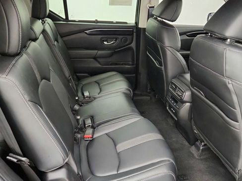 Used 2023 Honda Pilot Touring image 24