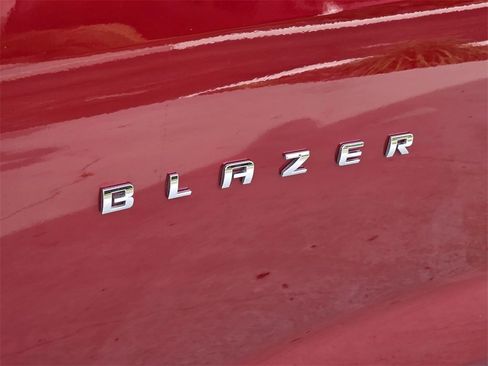 Used 2020 Chevrolet Blazer LT image 32