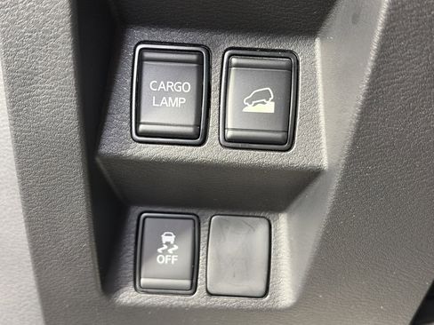 Used 2023 Nissan Frontier SV w/ SV Convenience Package AWD/4WD image 34