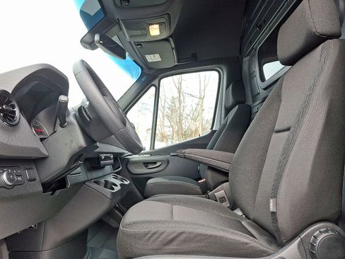 New 2025 Mercedes-Benz Sprinter 3500 image 10