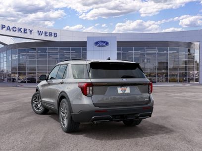 New 2027 Ford Explorer ST-Line w/ Premium Package