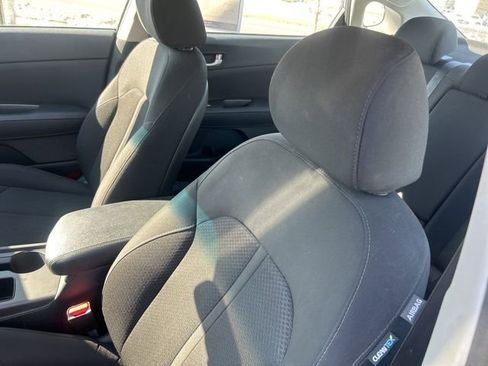 Used 2018 Kia Optima LX w/ Convenience Package image 13