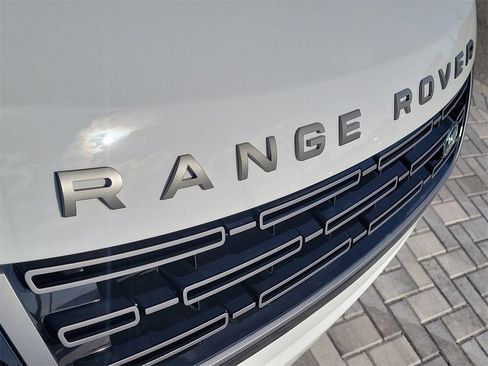 New 2026 Land Rover Range Rover Evoque S image 9