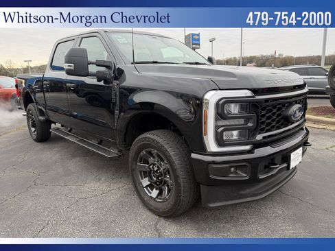 Used 2024 Ford F250 XL w/ STX Appearance Package image 3