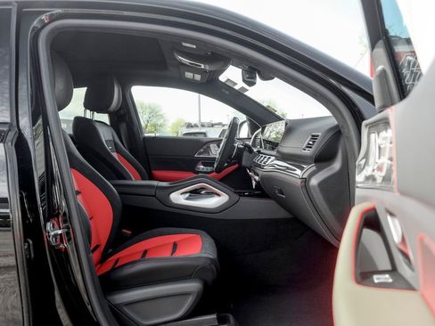 New 2026 Mercedes-Benz GLE 63 AMG S image 23