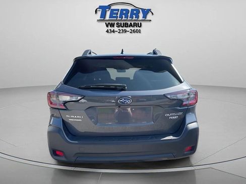 Used 2025 Subaru Outback Premium image 4