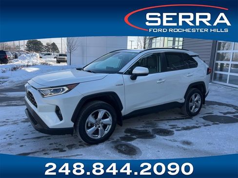 Used 2021 Toyota RAV4 XLE Premium image 1