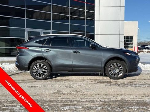 Used 2023 Toyota Venza Limited AWD/4WD image 2
