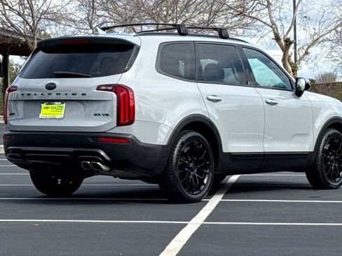 Used 2021 Kia Telluride SX w/ SX Prestige Package image 11