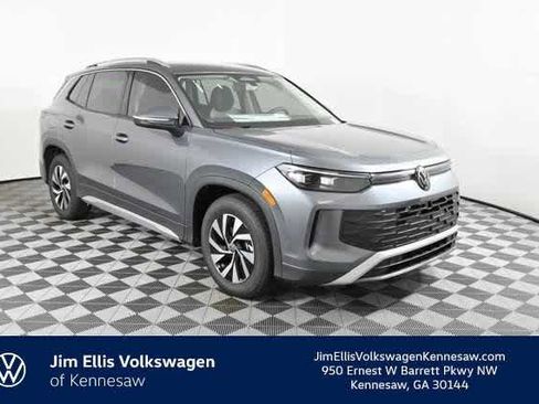 New 2026 Volkswagen Tiguan S image 2