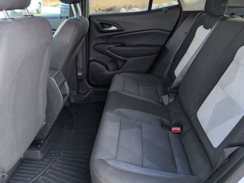 Used 2024 Chevrolet Trax LS image 22