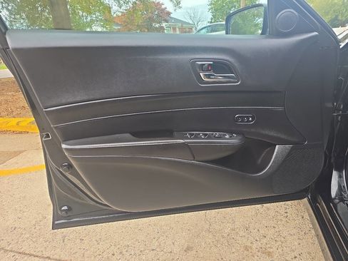 Used 2016 Acura ILX image 8