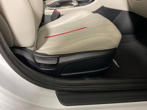 Used 2020 Hyundai Veloster Turbo Ultimate image 35