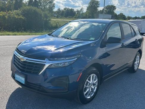 Certified 2022 Chevrolet Equinox LS w/ LS Convenience Package image 8