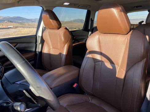 Used 2019 Subaru Ascent Touring image 19