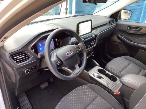 New 2025 Ford Escape Active image 25